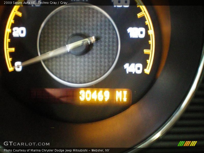Techno Gray / Gray 2009 Saturn Aura XE
