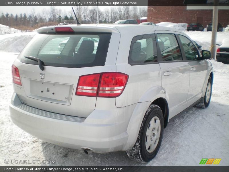 Bright Silver Metallic / Dark Slate Gray/Light Graystone 2009 Dodge Journey SE