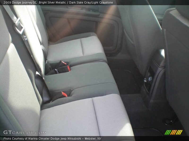 Bright Silver Metallic / Dark Slate Gray/Light Graystone 2009 Dodge Journey SE