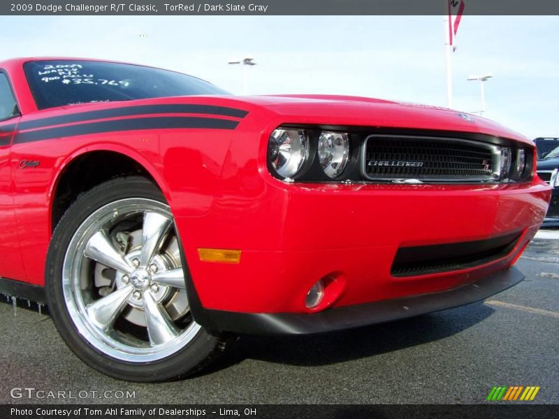 TorRed / Dark Slate Gray 2009 Dodge Challenger R/T Classic