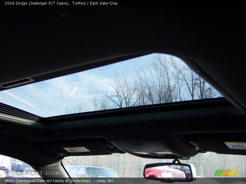 TorRed / Dark Slate Gray 2009 Dodge Challenger R/T Classic