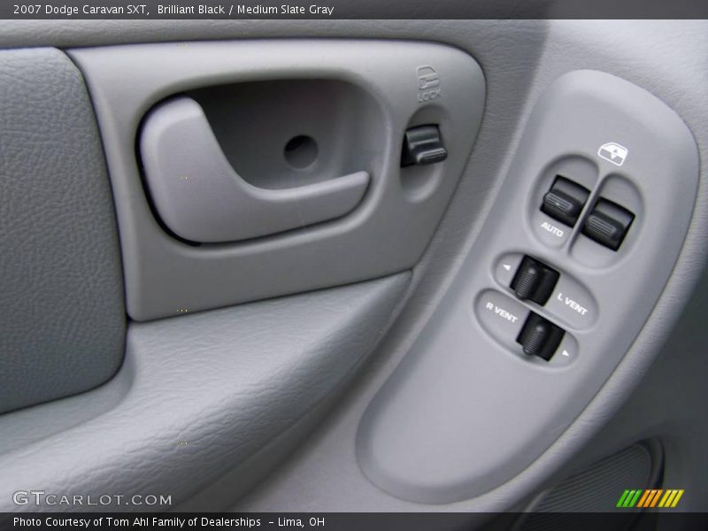 Brilliant Black / Medium Slate Gray 2007 Dodge Caravan SXT