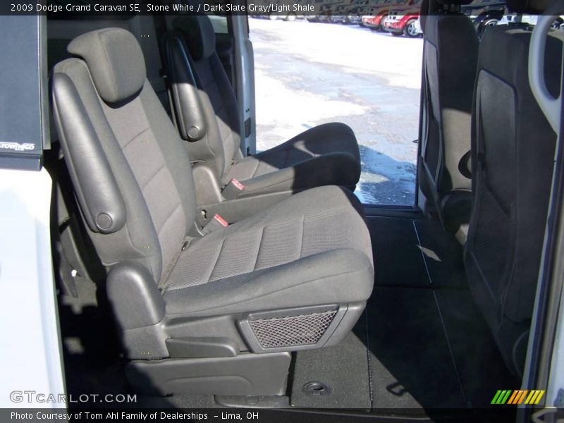 Stone White / Dark Slate Gray/Light Shale 2009 Dodge Grand Caravan SE
