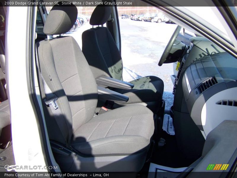 Stone White / Dark Slate Gray/Light Shale 2009 Dodge Grand Caravan SE