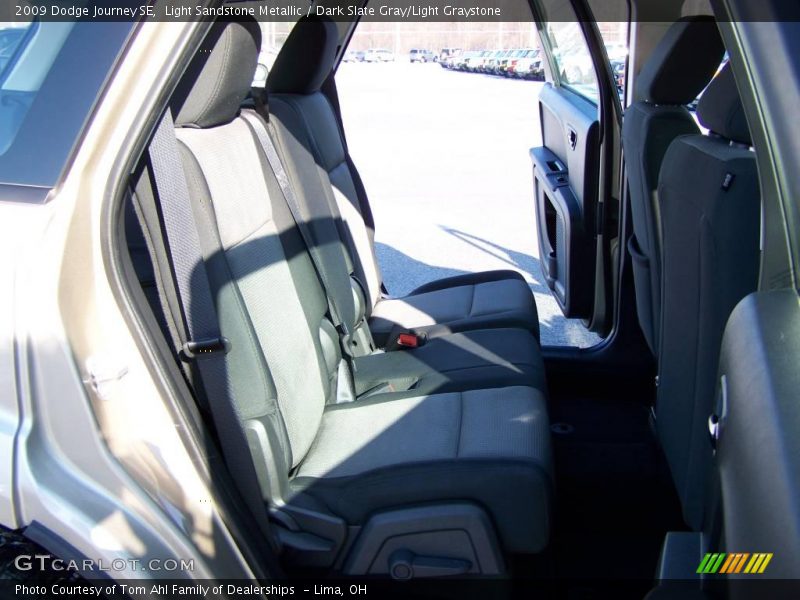 Light Sandstone Metallic / Dark Slate Gray/Light Graystone 2009 Dodge Journey SE