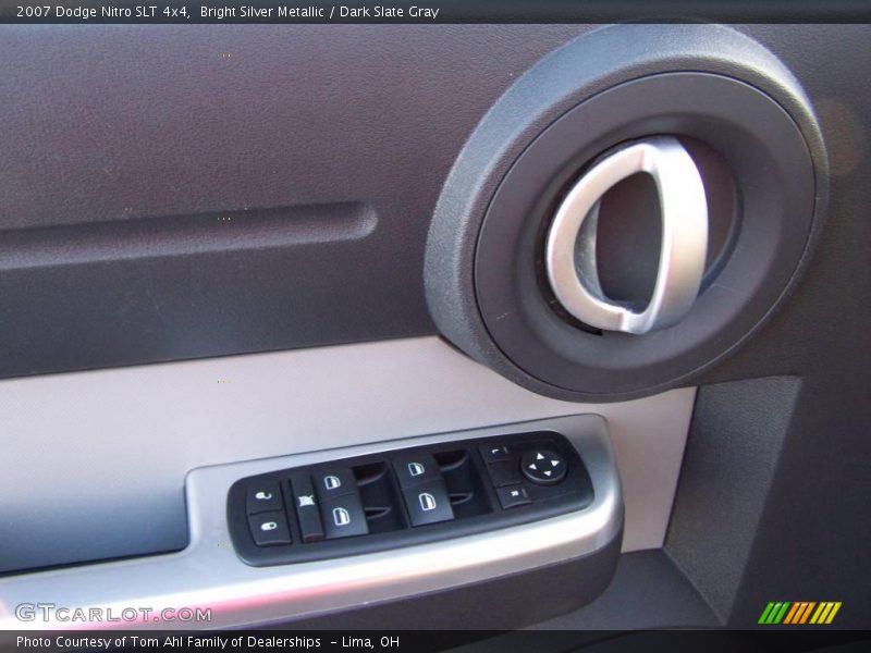 Bright Silver Metallic / Dark Slate Gray 2007 Dodge Nitro SLT 4x4