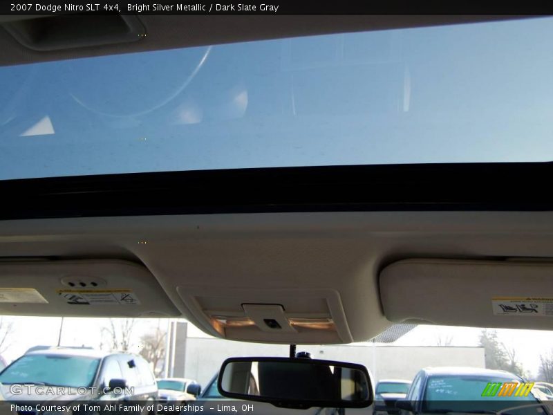 Bright Silver Metallic / Dark Slate Gray 2007 Dodge Nitro SLT 4x4