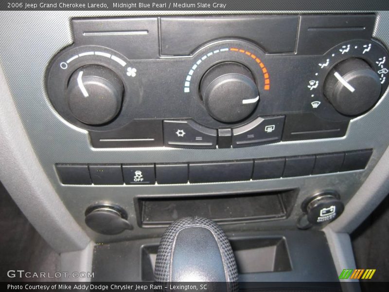 Midnight Blue Pearl / Medium Slate Gray 2006 Jeep Grand Cherokee Laredo