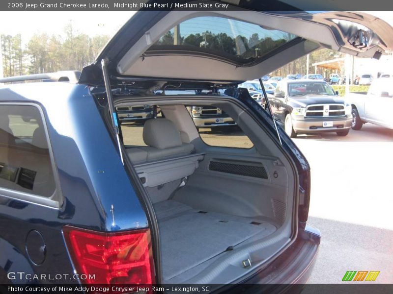 Midnight Blue Pearl / Medium Slate Gray 2006 Jeep Grand Cherokee Laredo