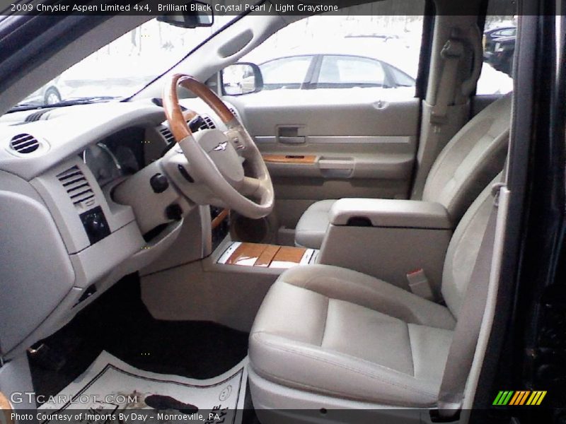 Brilliant Black Crystal Pearl / Light Graystone 2009 Chrysler Aspen Limited 4x4