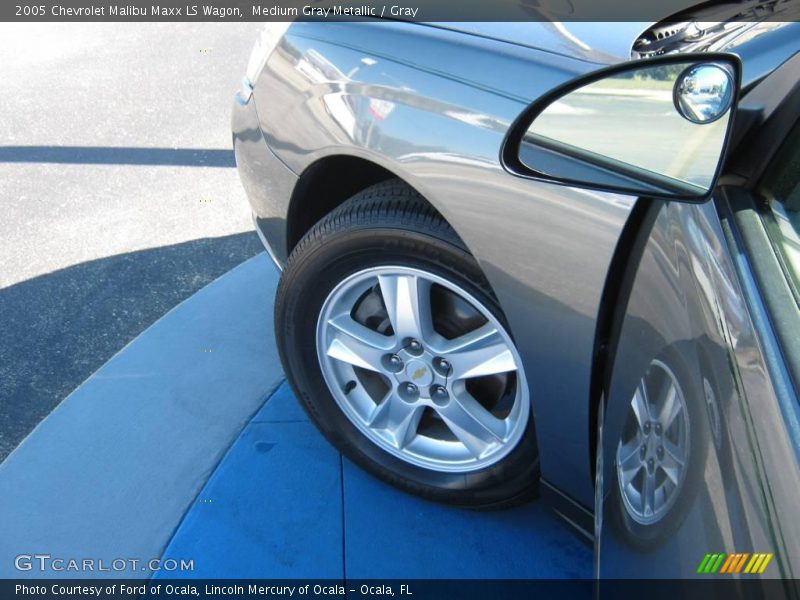 Medium Gray Metallic / Gray 2005 Chevrolet Malibu Maxx LS Wagon
