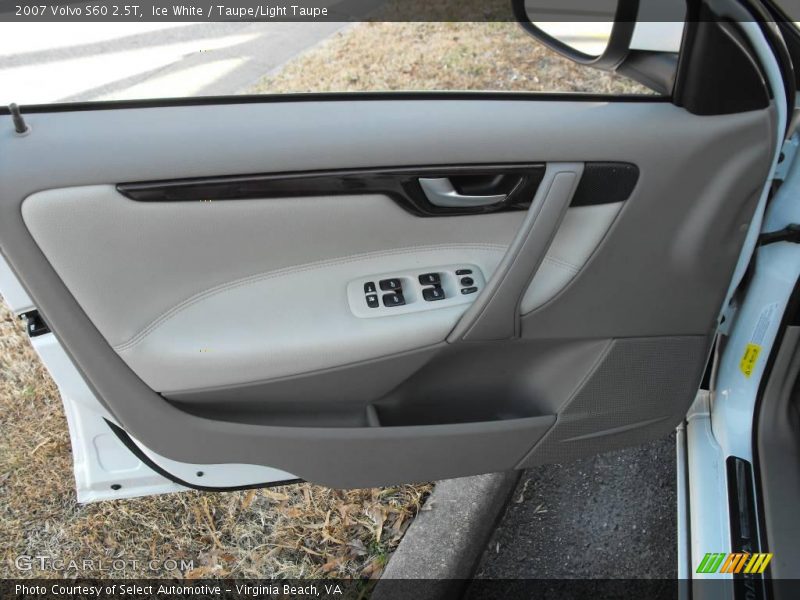 Ice White / Taupe/Light Taupe 2007 Volvo S60 2.5T