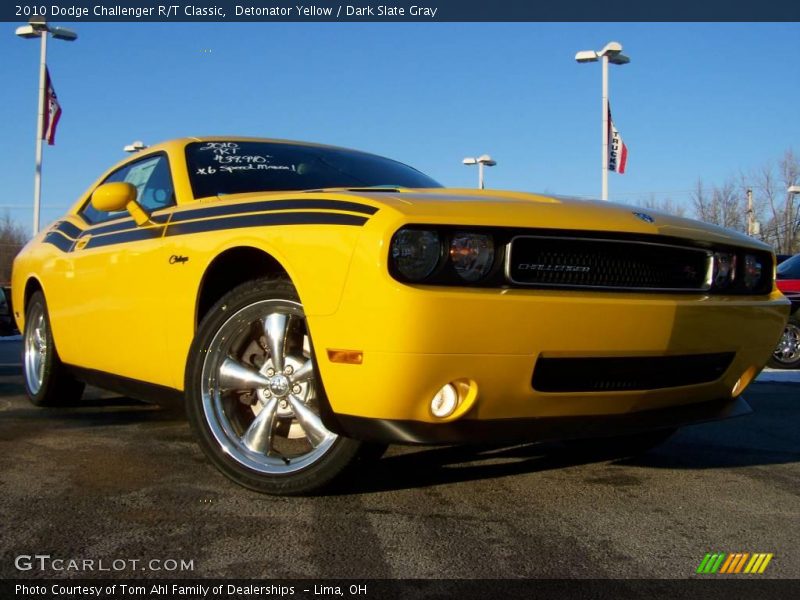 Detonator Yellow / Dark Slate Gray 2010 Dodge Challenger R/T Classic
