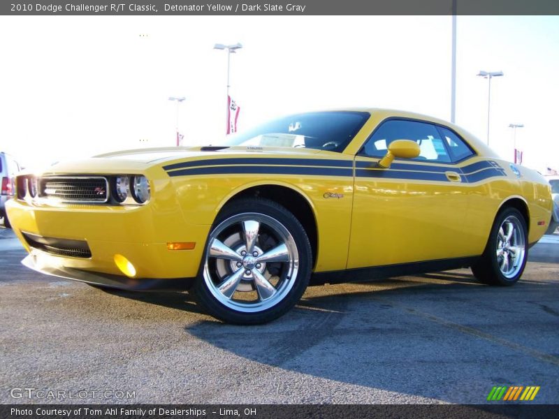 Detonator Yellow / Dark Slate Gray 2010 Dodge Challenger R/T Classic
