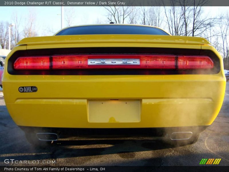 Detonator Yellow / Dark Slate Gray 2010 Dodge Challenger R/T Classic