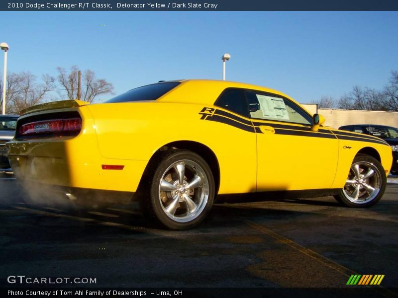 Detonator Yellow / Dark Slate Gray 2010 Dodge Challenger R/T Classic