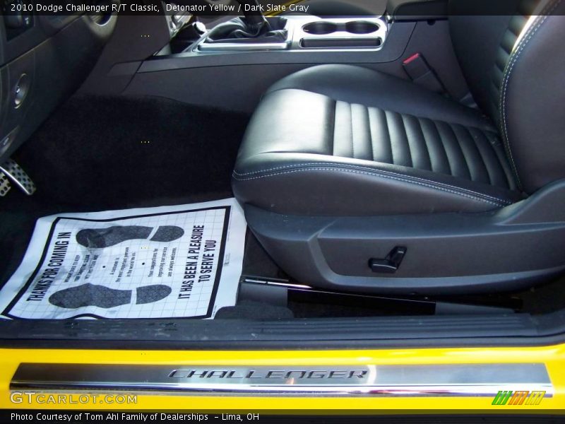 Detonator Yellow / Dark Slate Gray 2010 Dodge Challenger R/T Classic