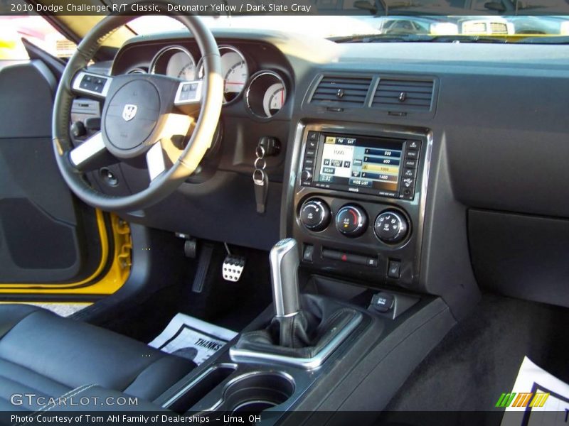 Detonator Yellow / Dark Slate Gray 2010 Dodge Challenger R/T Classic