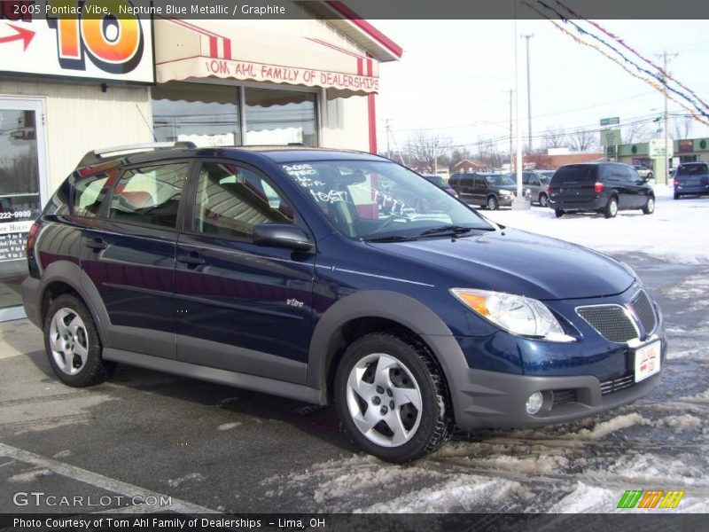 Neptune Blue Metallic / Graphite 2005 Pontiac Vibe