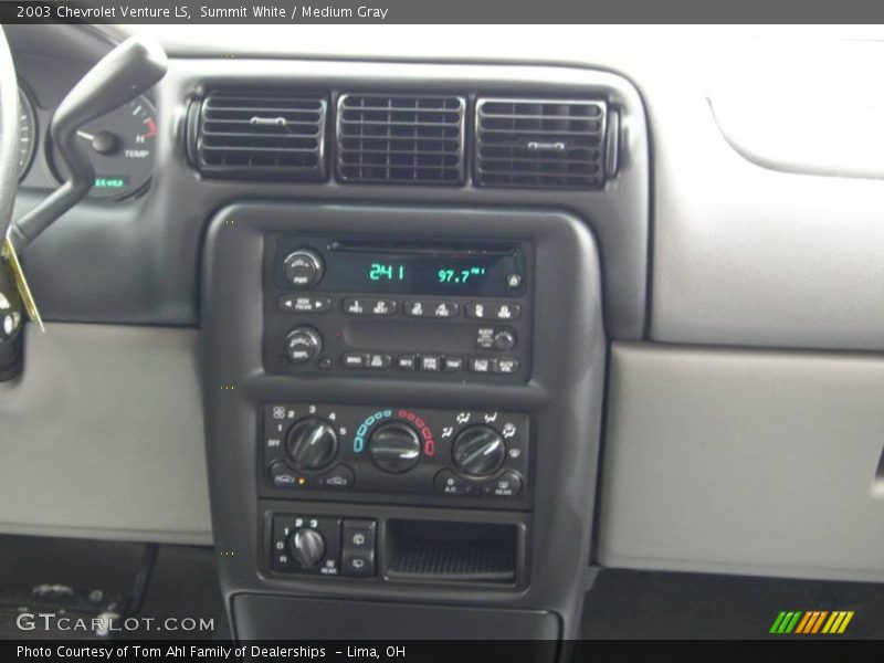 Summit White / Medium Gray 2003 Chevrolet Venture LS
