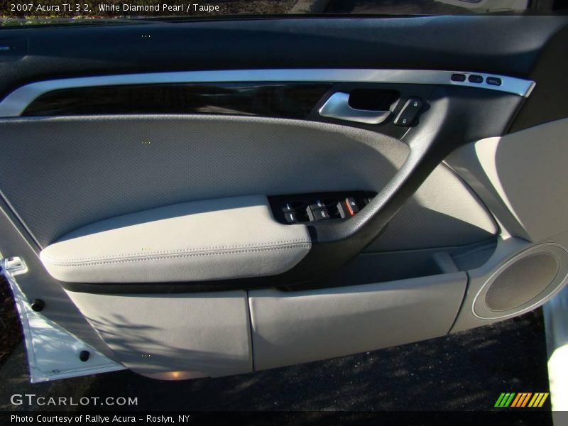 White Diamond Pearl / Taupe 2007 Acura TL 3.2