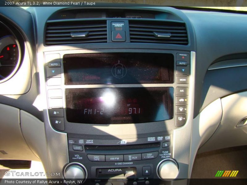 White Diamond Pearl / Taupe 2007 Acura TL 3.2