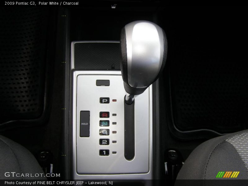 Polar White / Charcoal 2009 Pontiac G3