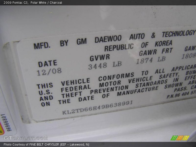 Polar White / Charcoal 2009 Pontiac G3