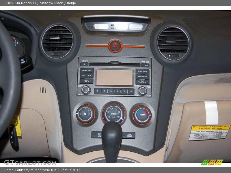 Shadow Black / Beige 2009 Kia Rondo LX