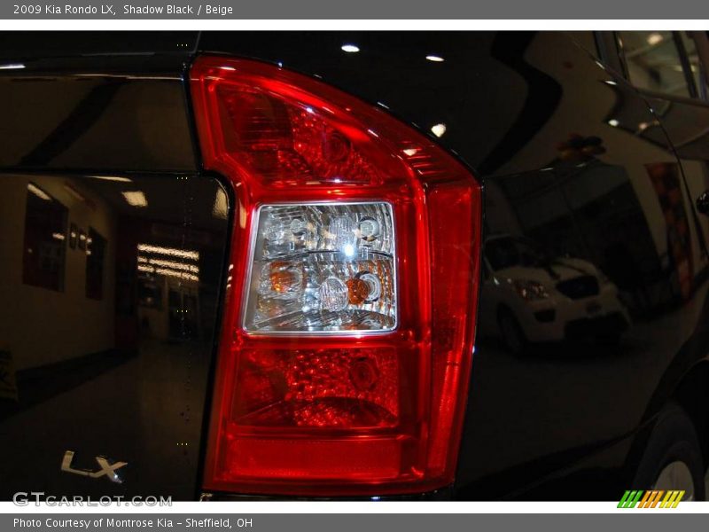 Shadow Black / Beige 2009 Kia Rondo LX