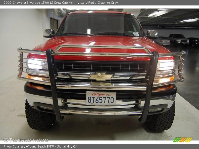 Victory Red / Graphite Gray 2002 Chevrolet Silverado 1500 LS Crew Cab 4x4