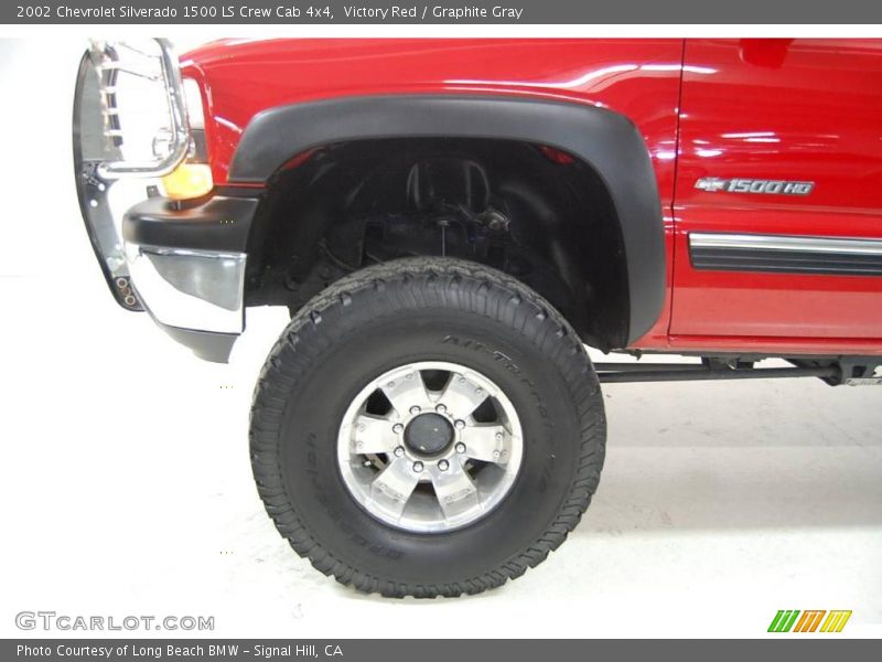 Victory Red / Graphite Gray 2002 Chevrolet Silverado 1500 LS Crew Cab 4x4