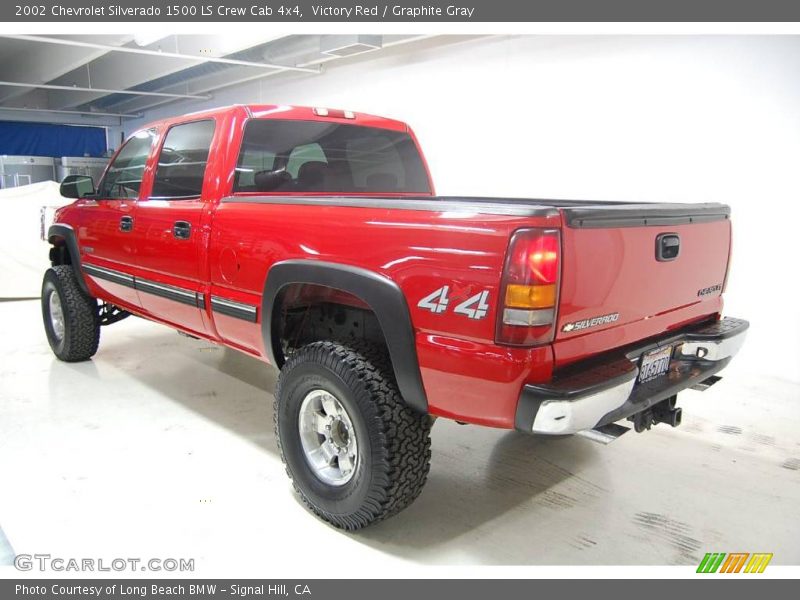 Victory Red / Graphite Gray 2002 Chevrolet Silverado 1500 LS Crew Cab 4x4