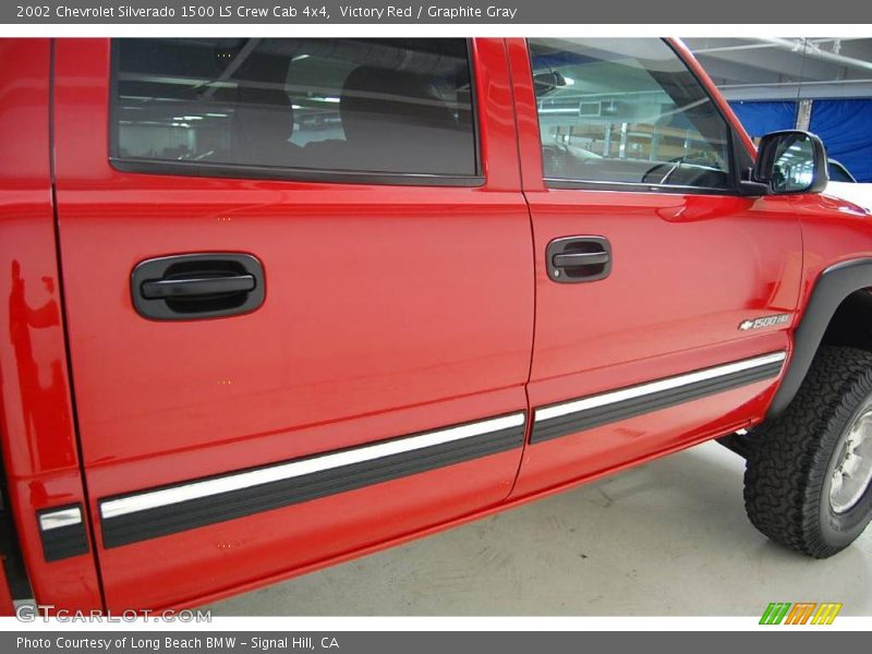 Victory Red / Graphite Gray 2002 Chevrolet Silverado 1500 LS Crew Cab 4x4