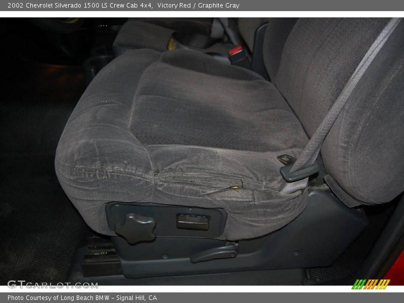 Victory Red / Graphite Gray 2002 Chevrolet Silverado 1500 LS Crew Cab 4x4
