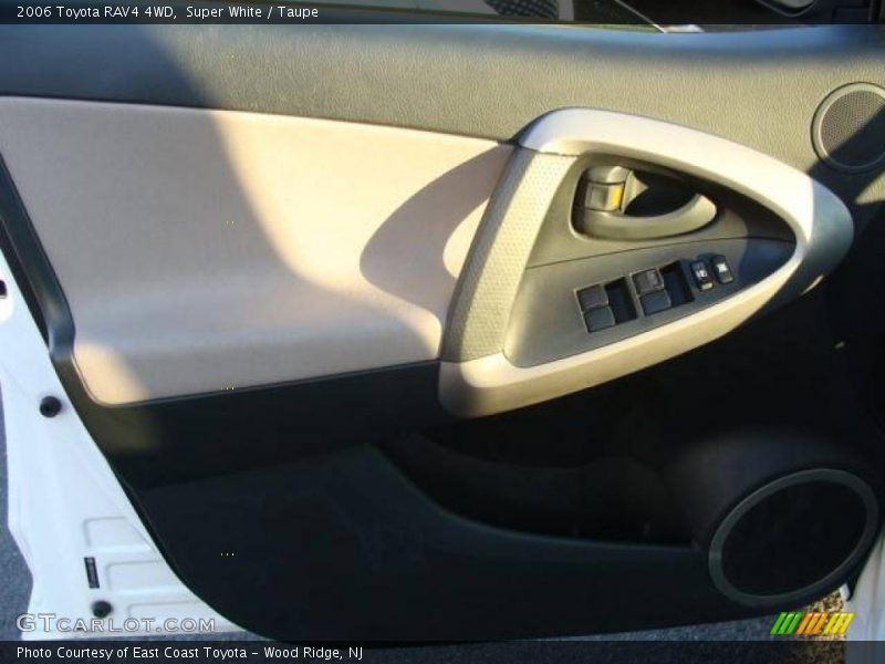 Super White / Taupe 2006 Toyota RAV4 4WD