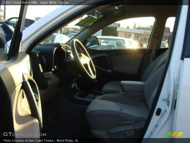 Super White / Taupe 2006 Toyota RAV4 4WD