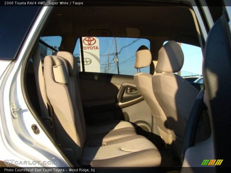 Super White / Taupe 2006 Toyota RAV4 4WD