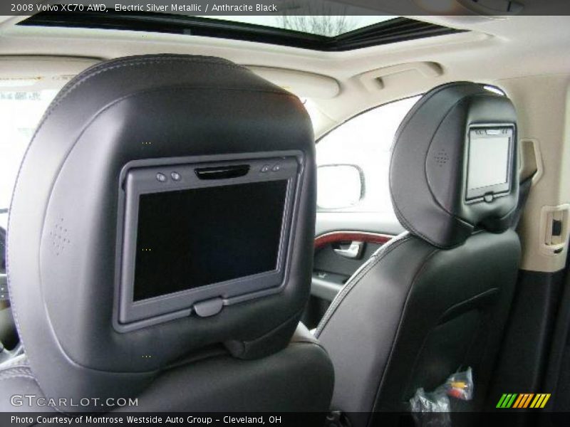 Electric Silver Metallic / Anthracite Black 2008 Volvo XC70 AWD