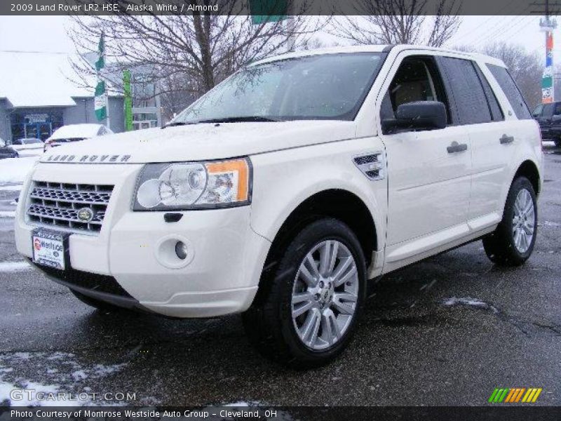 Alaska White / Almond 2009 Land Rover LR2 HSE