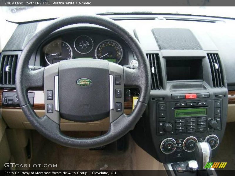 Alaska White / Almond 2009 Land Rover LR2 HSE