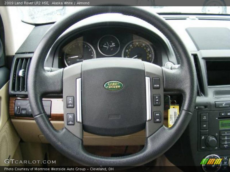Alaska White / Almond 2009 Land Rover LR2 HSE