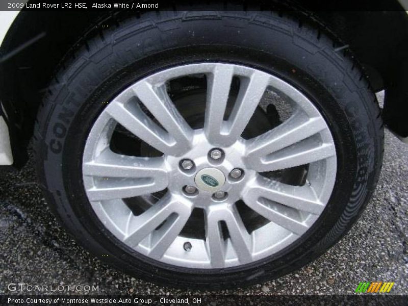 Alaska White / Almond 2009 Land Rover LR2 HSE