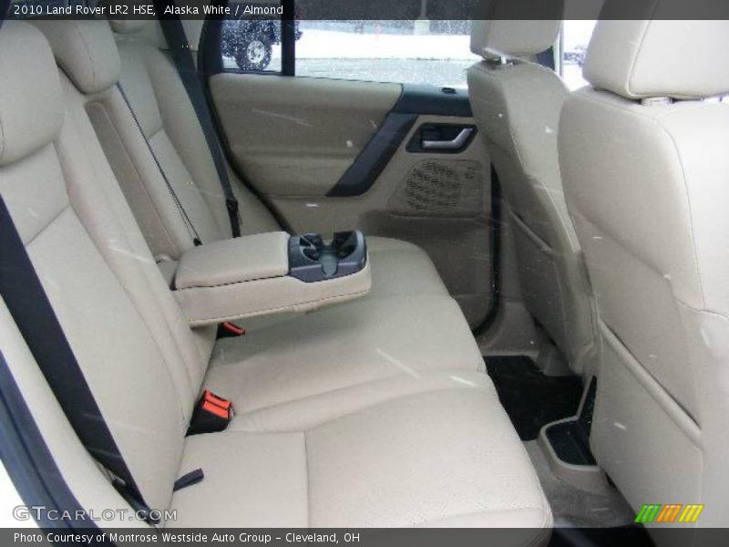 Alaska White / Almond 2010 Land Rover LR2 HSE