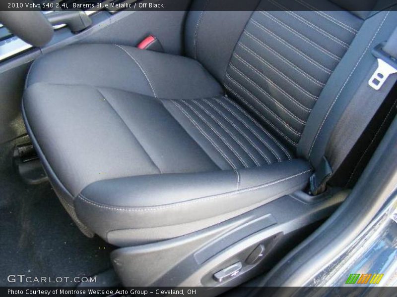 Barents Blue Metallic / Off Black 2010 Volvo S40 2.4i