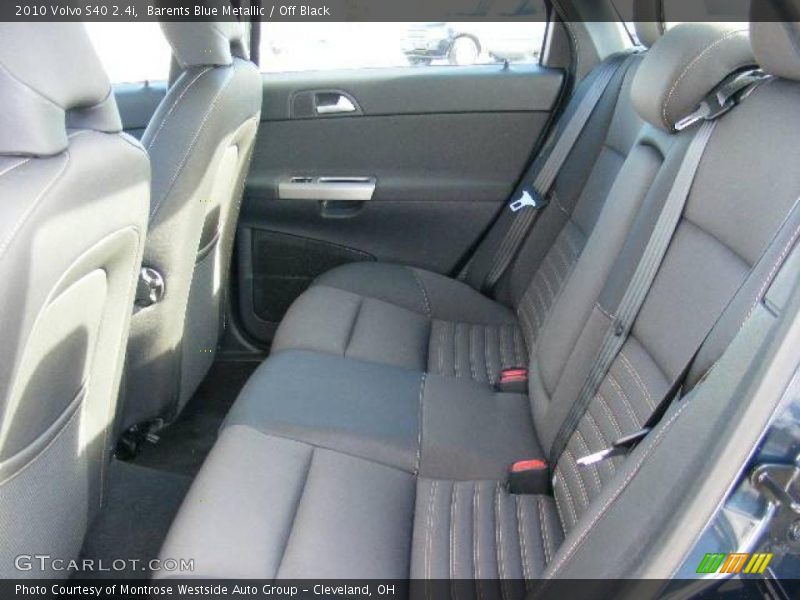 Barents Blue Metallic / Off Black 2010 Volvo S40 2.4i