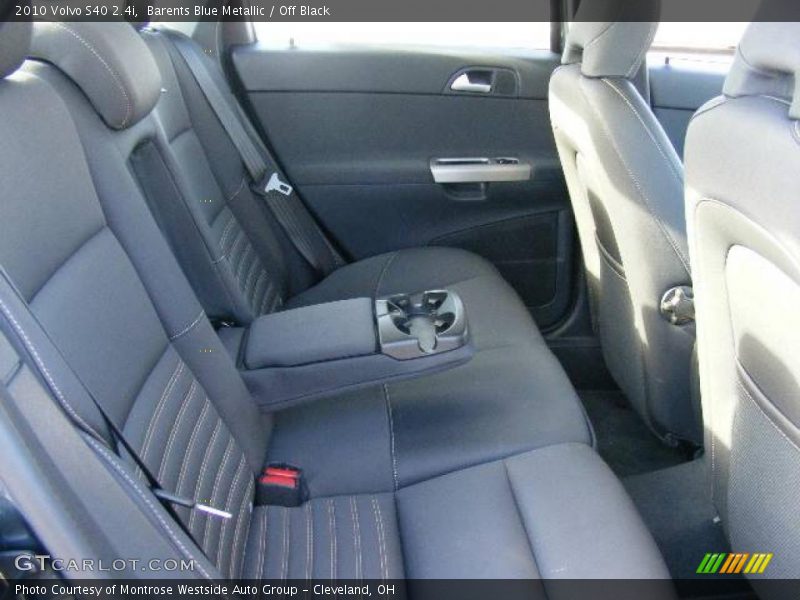 Barents Blue Metallic / Off Black 2010 Volvo S40 2.4i