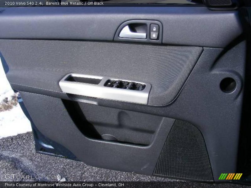 Barents Blue Metallic / Off Black 2010 Volvo S40 2.4i
