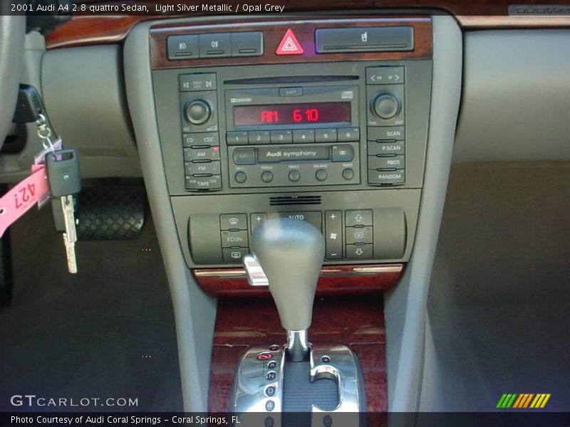 Light Silver Metallic / Opal Grey 2001 Audi A4 2.8 quattro Sedan