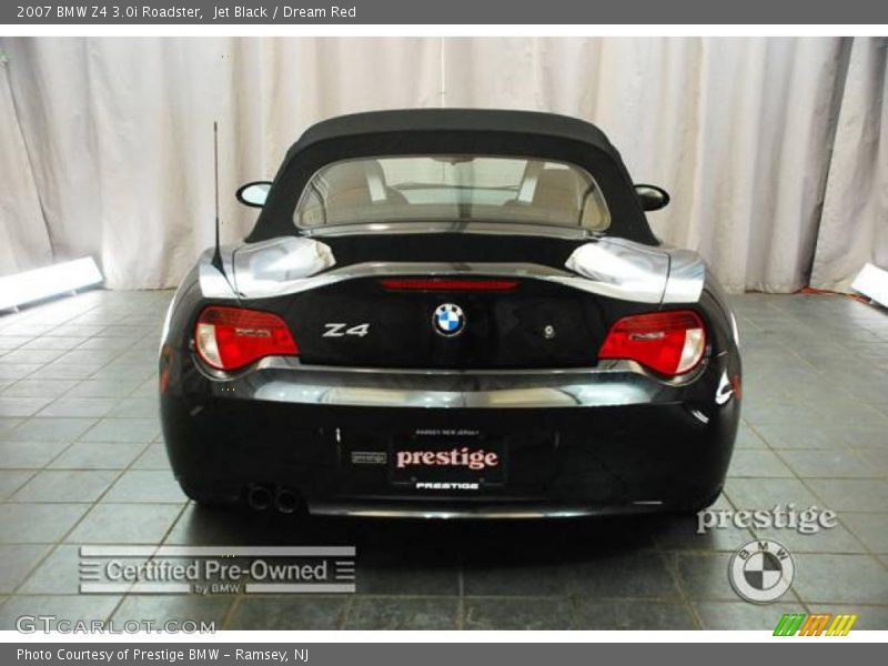 Jet Black / Dream Red 2007 BMW Z4 3.0i Roadster